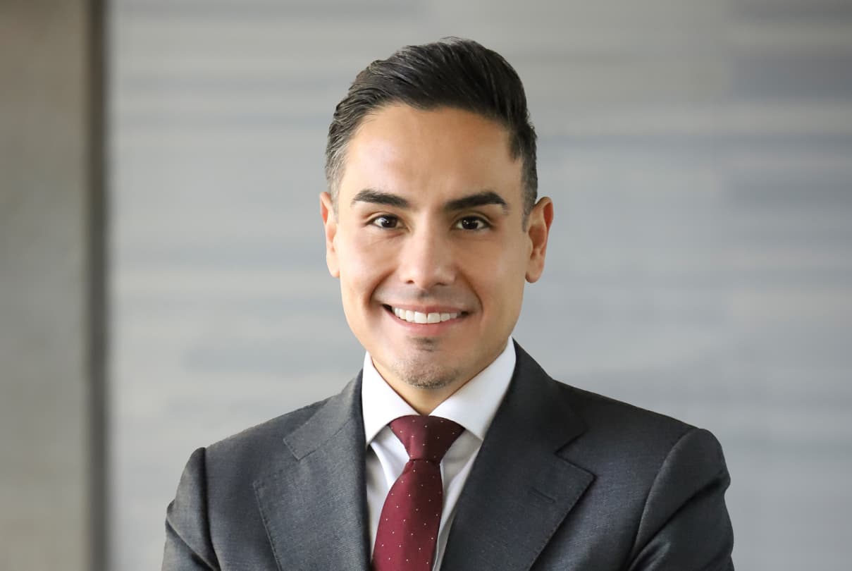 daniel_ruiz_headshot