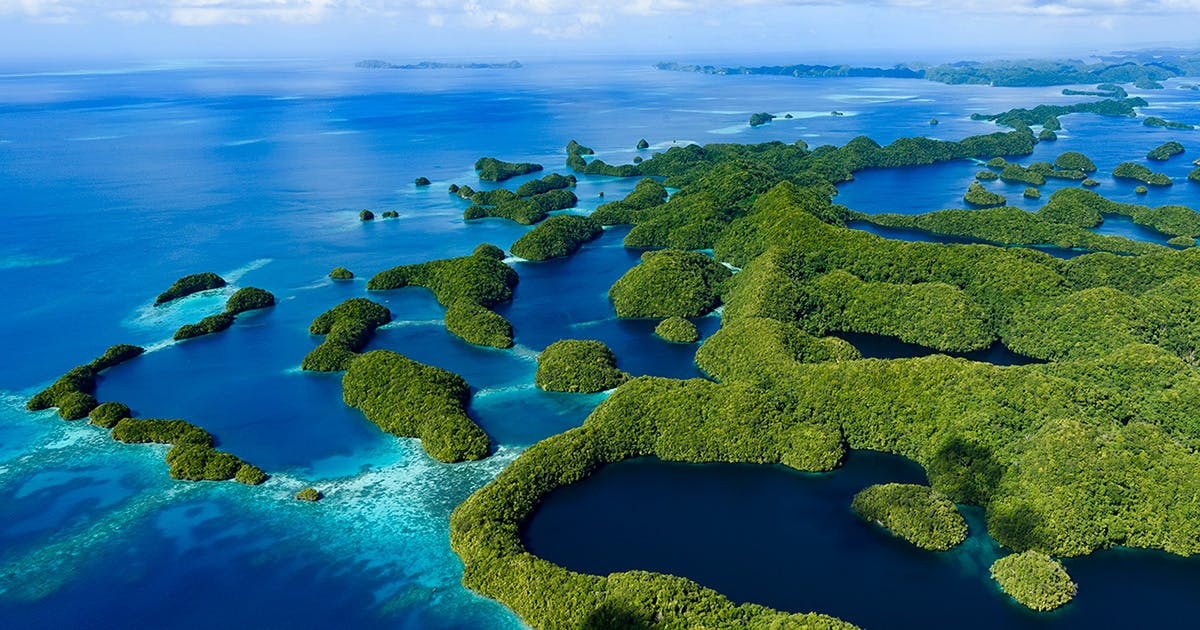  Tropical islands seen from above.